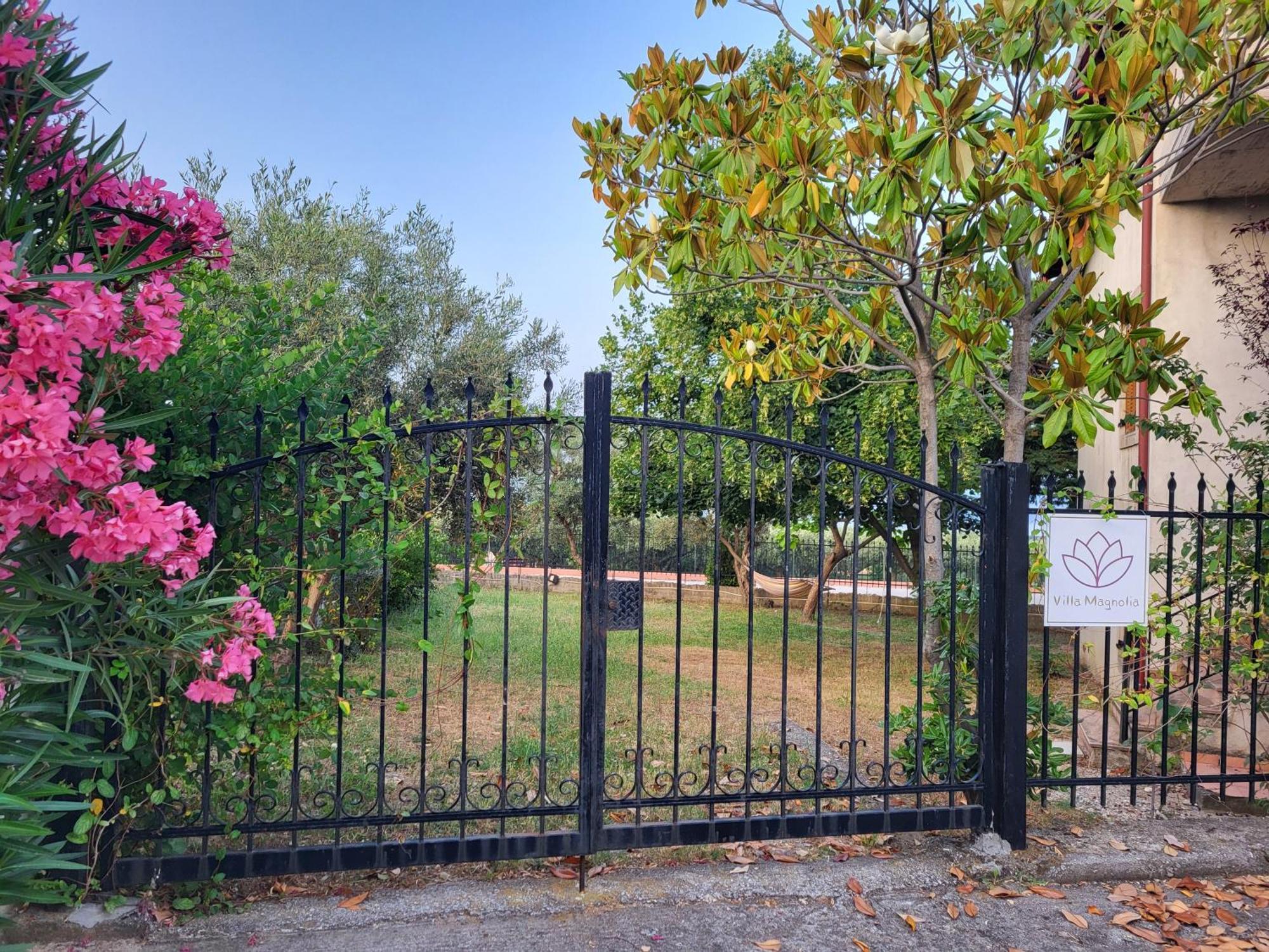 Villa Magnolia Litóchoron Luaran gambar